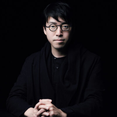 成田悠輔